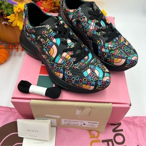 Men’s Gucci X North face low top trainers size 8, made in Italy - Picture 2 of 11